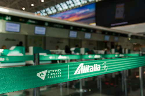 Alitalia           162    