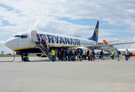  Ryanair          
